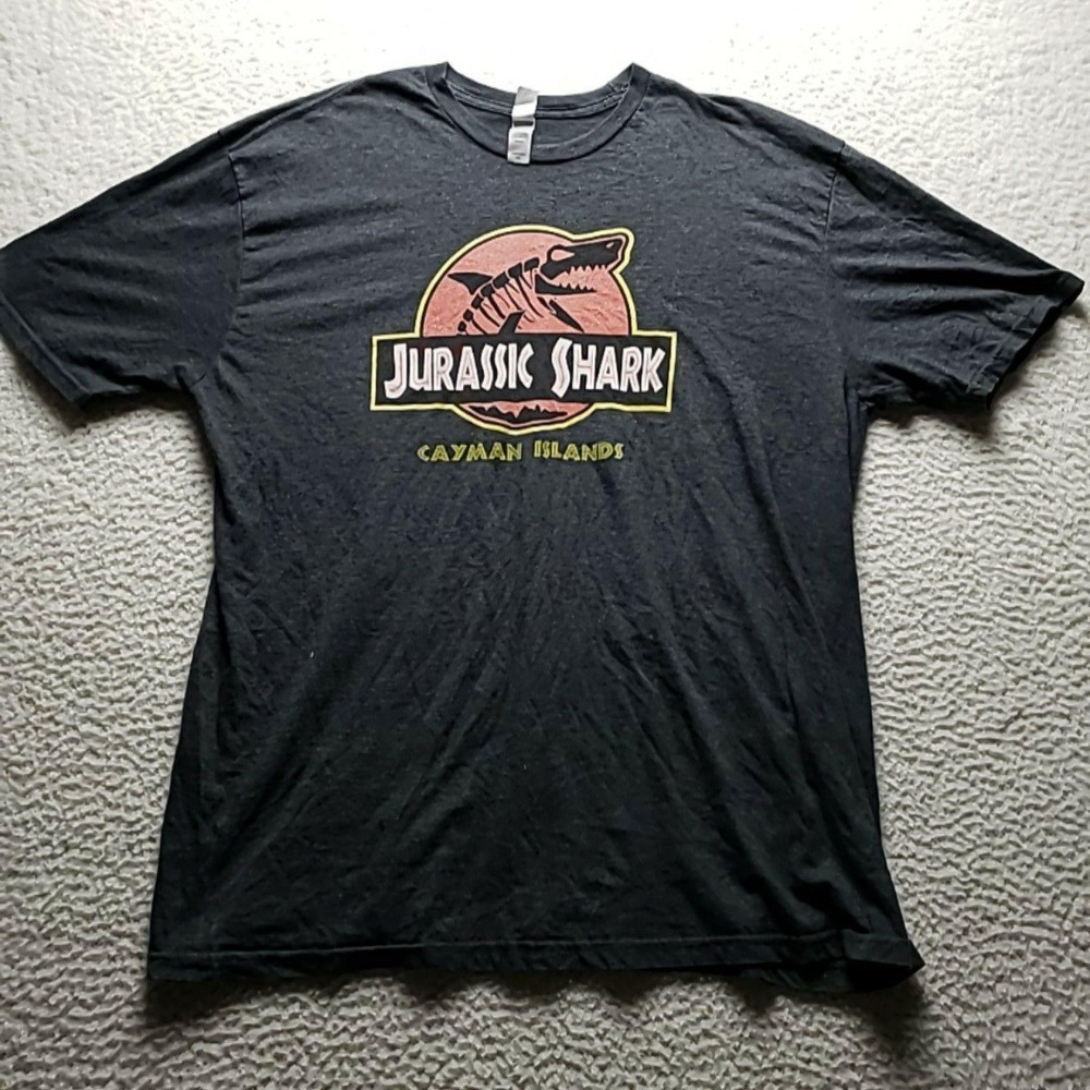 Duck Co Shirt Mens 2XL Gray Jurassic Shark Cayman Islands Graphic T-Shirt
